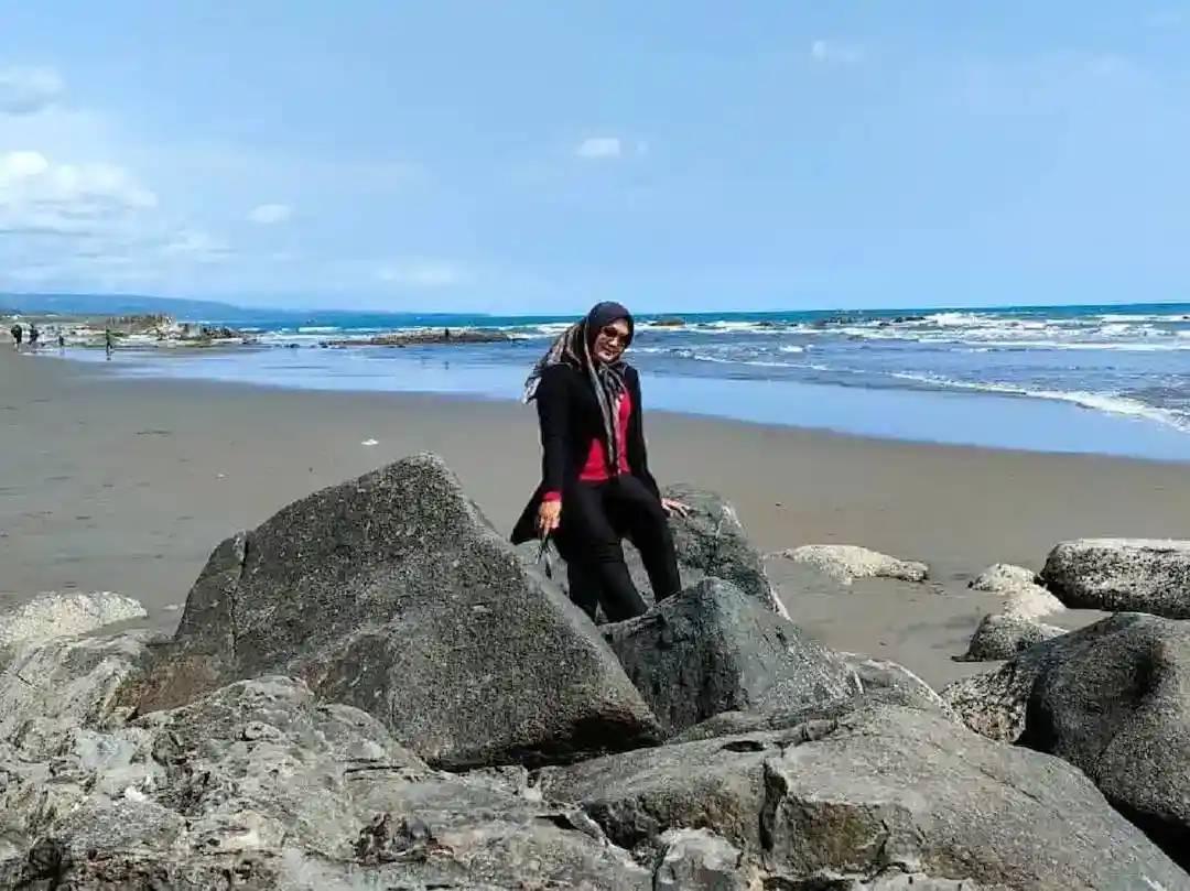 Pantai Apra 